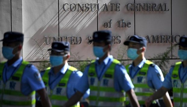 China toma control de consulado de EU en Chengdu
