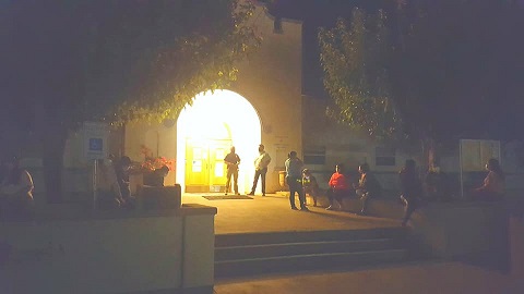 Continuaba ayer por la tarde la manifestación de Padres de Familia en el Distrito escolar de Presidio