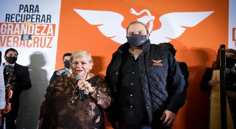 Va Paquita la del Barrio para diputada en Veracruz; presentó registro