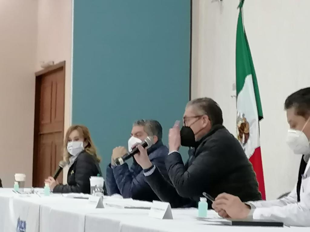 Ocampo presente en la Reunión del Subcomité Regional de Salud en la Ciudad de Monclova