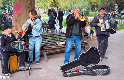 Músicos no tienen suficiente trabajo para mantener a sus familias