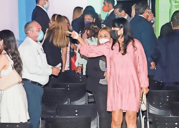 ‘Se deben investigar abusos de poder en la era corralista’