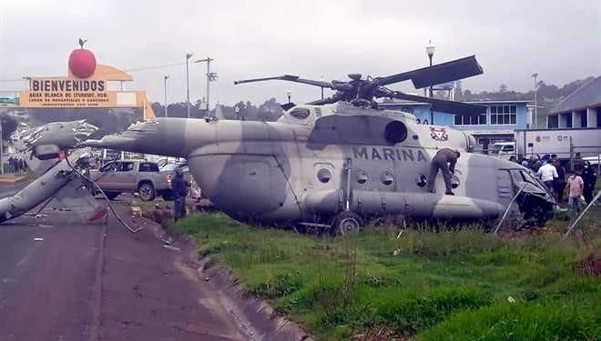 Cae helicóptero de Marina en Agua Blanca, Hidalgo