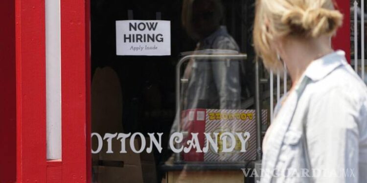 Más de 7 millones de desempleados en Estados Unidos perderán todas las prestaciones