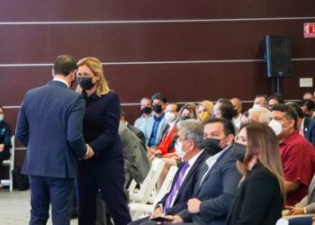 El lema de este gobierno es juntos sí podemos, y aquí en FECHAC, este lema alcanza una especial vitalidad: Maru Campos