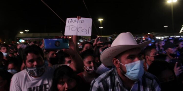 Acuden más de 30 mil personas a la Feria Juárez 2021 este domingo
