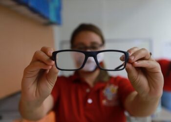 Promueve el DIF Municipal su primera campaña de adaptación de lentes