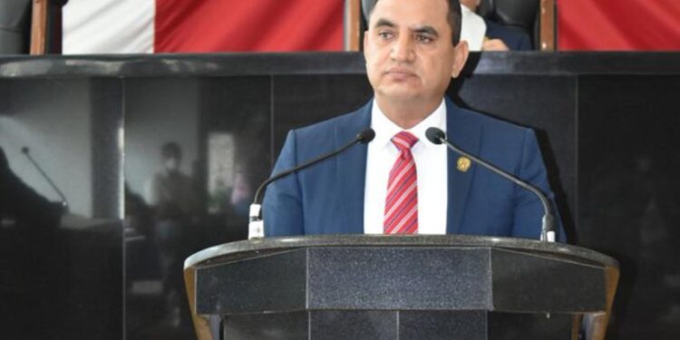 Actuaremos con responsabilidad social: Noel Chávez