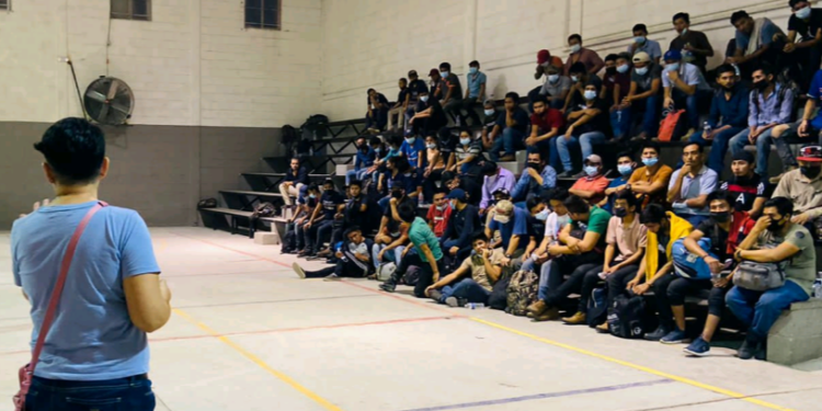 Atendió Gobierno Municipal a migrantes en el refugio de Mármol III