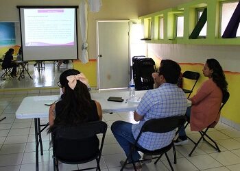 Capacita IMM a psicólogos de organismos civiles