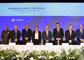 «El único camino viable para el bien común, es el trabajo en conjunto»; respalda Gobernadora a nuevos miembros del Consejo Directivo de COPARMEX Chihuahua