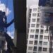 Mujer cortó las cuerdas de seguridad de trabajadores que pintaban su edificio a más de 30 pisos de altura