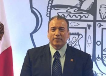 «Renuncia» director de Transporte por no ajustarse a parámetros de no aumento de tarifa marcados por la gobernadora; «No se puede permitir discrepancias de ese tipo»