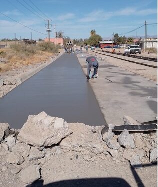 Notables avances en pavimentación de la calle del comercio, calle tercera y privada de tercera