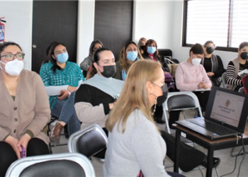 Capacitan a servidores públicos en tipos de violencia y protocolo de atención