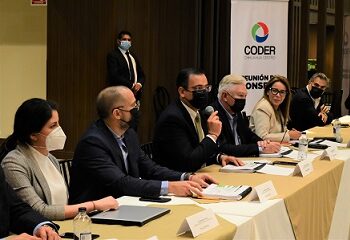 Analizan y trabajan en estrategias para elevar competitividad de Chihuahua