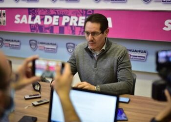 Anuncia titular de Hacienda replaqueo en febrero, marzo y abril de 2022