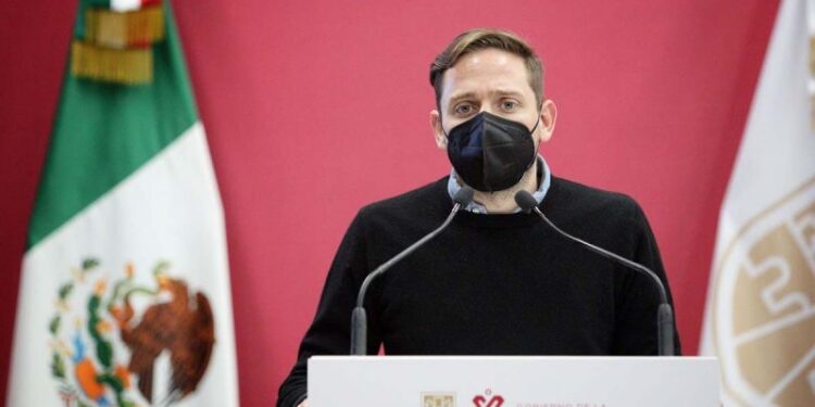 Entre 60 y 70% de los hospitalizados en el pías no están vacunados contra covid: Clark
