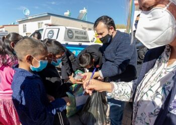 Lleva Municipio feliz convivencia al asentamiento rarámuri “Gabriel Teporaca” por Día de Reyes