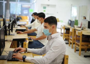 Pide UACH a estudiantes de nuevo ingreso subir documentos de inscripción en línea
