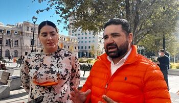 Francisco Sánchez instala módulo para amparos gratuitos de vacunación COVID para niños y niñas