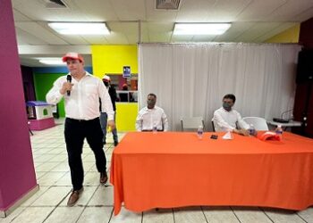 Fomentará Edgar Ramos becas para deportistas destacados que sean hijos de agremiados a la Sección 42