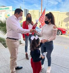Atenderá Edgar Ramos peticiones para mejorar las guarderías
