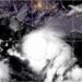 Agatha se convierte en huracán frente a costas de Oaxaca