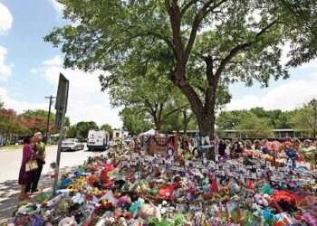 Masacre de Uvalde revive malos recuerdos en El Paso