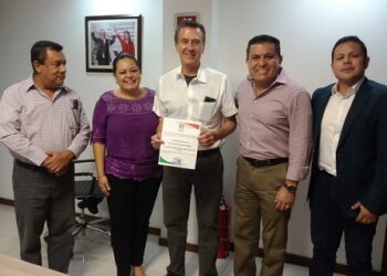 Entrega nombramientos el directivo Estatal del PRI