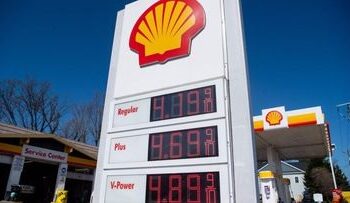 Aumenta el precio de la gasolina en EU