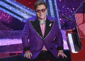 Presentará Elton John concierto en la Casa Blanca