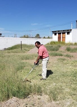 Encabezo ayer el alcalde labores de limpieza en el parque Júmanos
