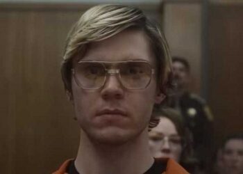 Familias de víctimas del caso Dahmer desaprueban serie