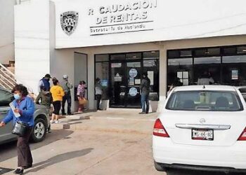 Ofrecen en abonos pago de revalidación y placas