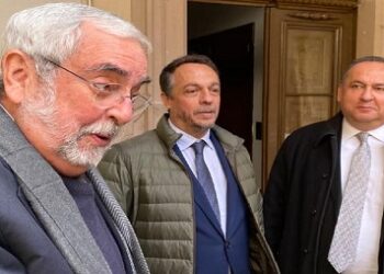 No acostumbro contestarle al Presidente; respeto su postura: Graue