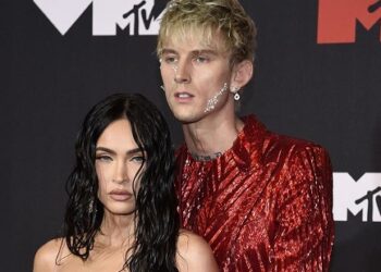 Megan Fox insinúa ruptura con Machine Gun Kelly