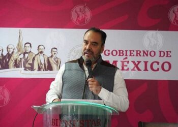 Ataca Loera al presidente municipal por migrantes