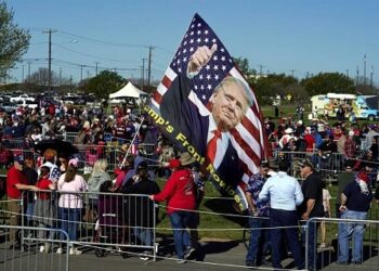 Tiene Trump su primer mitin de campaña en Texas
