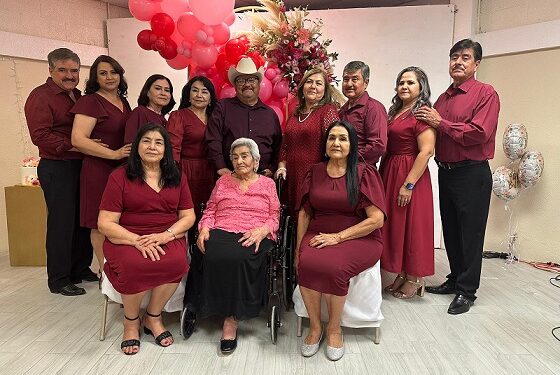 Doña Braulia Soltero  Flotte cumplió 98 años, fue festejada por sus hijos