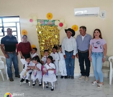 Graduación 2023 de la escuelita inicial en el ejido Chulavista, municipio de Ocampo