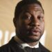 Jonathan Majors comparece en caso por agresión y acoso