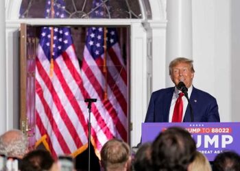 Acusa Trump a Biden de obstruir elección de 2024