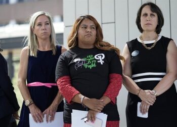 Exigen mujeres de Texas conocer ‘excepciones’ para abortar