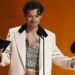 Golpean en el ojo a Harry Styles en el escenario