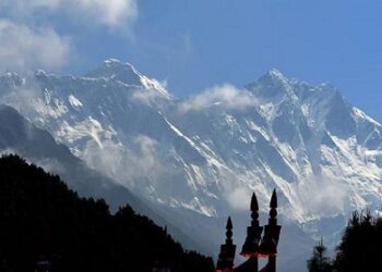 Fallecieron 5 mexicanos tras accidente de helicóptero en el Everest
