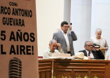 ¡45 años de Opinión Pública! Celebra Marco Antonio Guevara