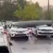 Parte de un caza F-4 cae sobre coches en Turquía