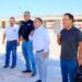 El alcalde Andrés Ramos de Anda entrega material deportivo en la Secundaria Estatal.