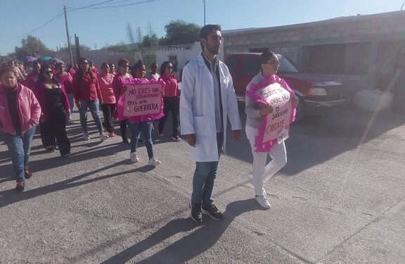Marcha por la concientización en la lucha contra el cáncer de mama